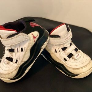 Air Jordan Hallowed Ground TD 375367-161 Toddler Sneakers size 6c